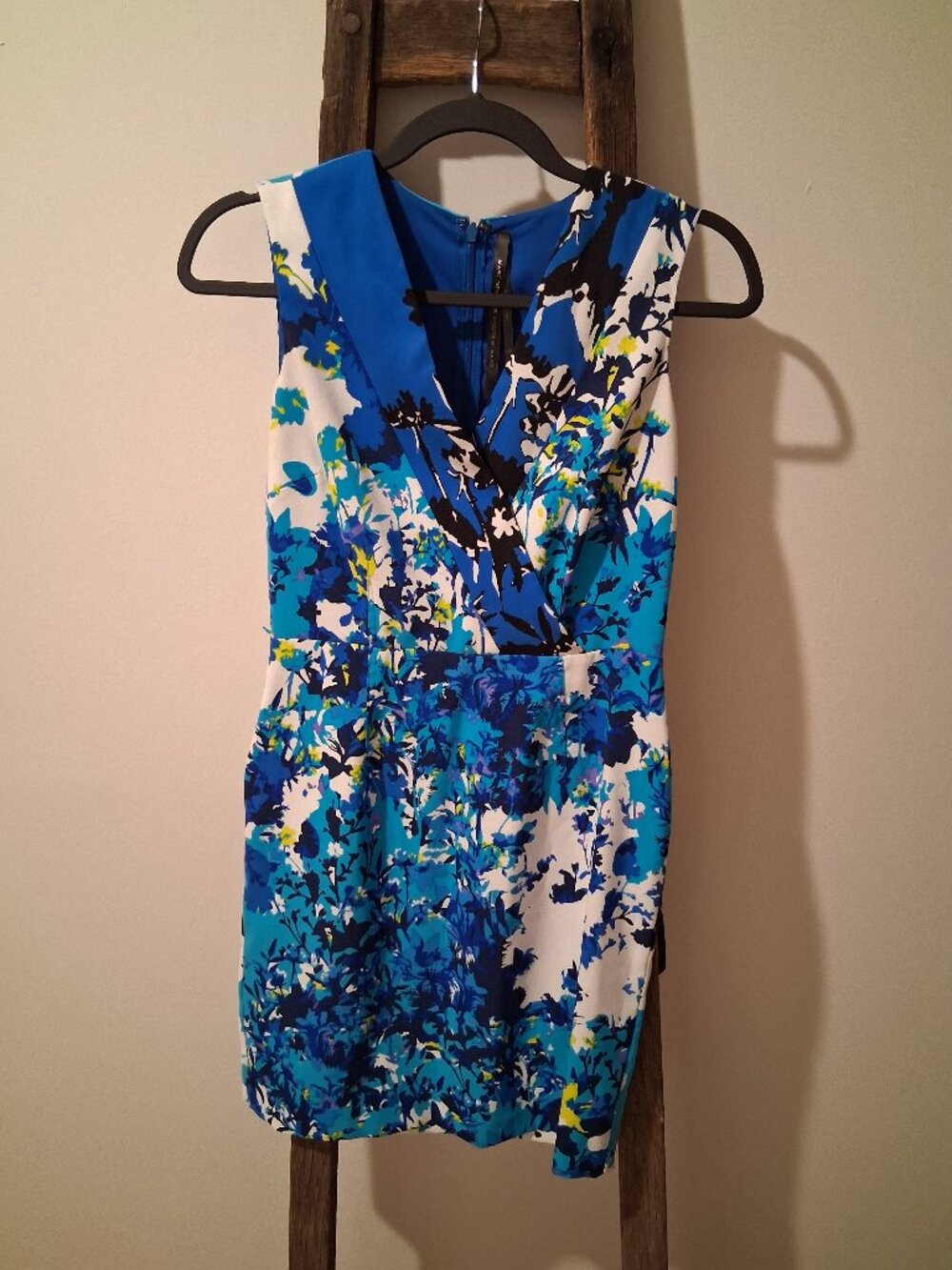 Marc New York Andrew Marc Size 4P Blue Sleeveless Dress